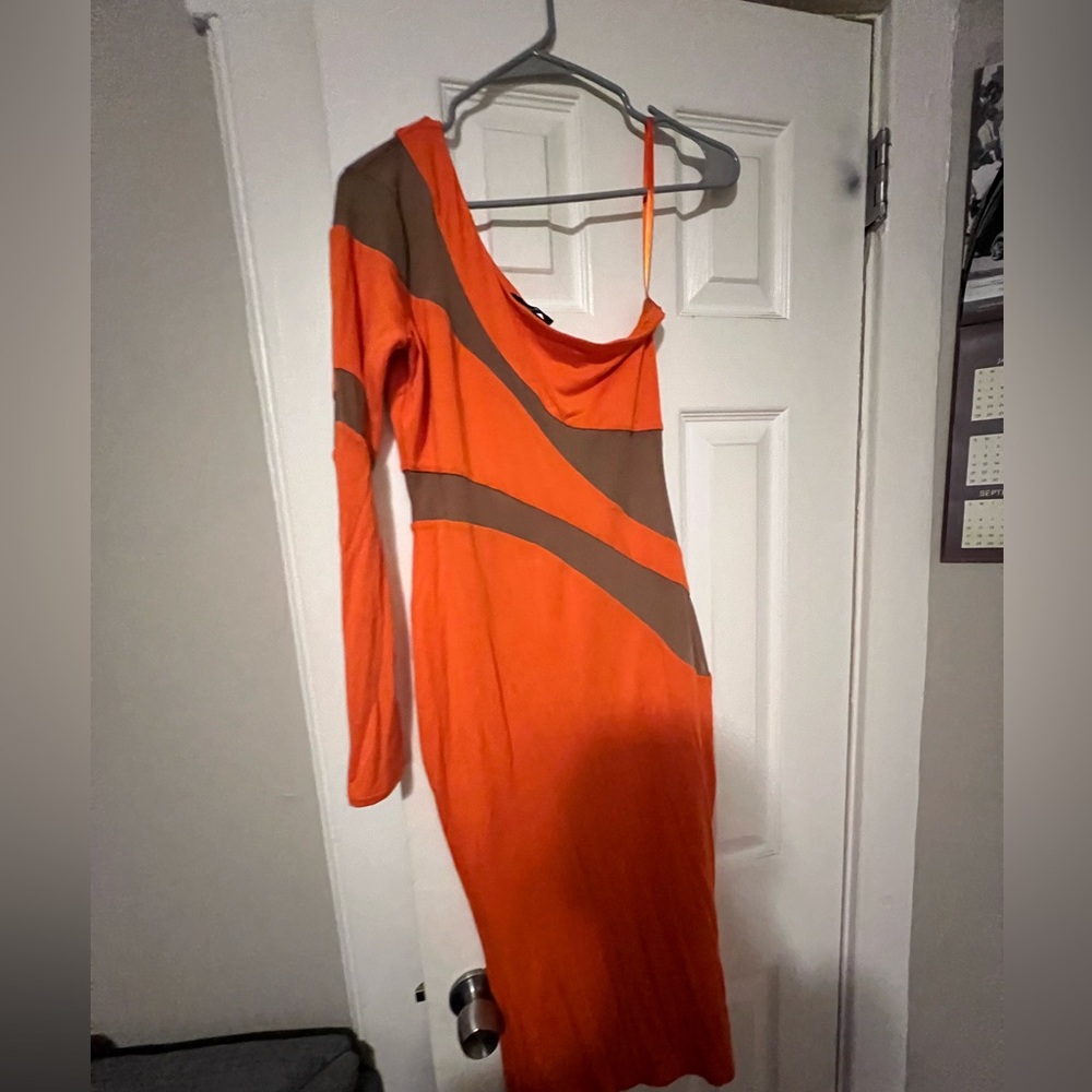 Jluxe mesh orange dress with nice nude mesh !